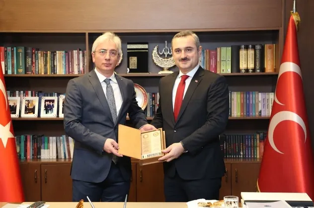 AK Parti'den MHP'ye ziyaret