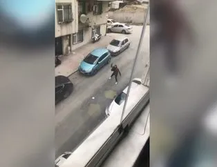 Kabus dolu anlar! Taşı kaptı saldırdı