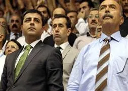 Öcalan’a özgürlük istediler