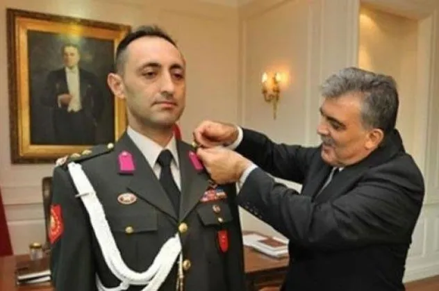 Son dakika haberi! Abdullah Gül'ün başyaveriydi! FETÖ'cü Bekir Furkan Özdaban'ın cezası belli oldu