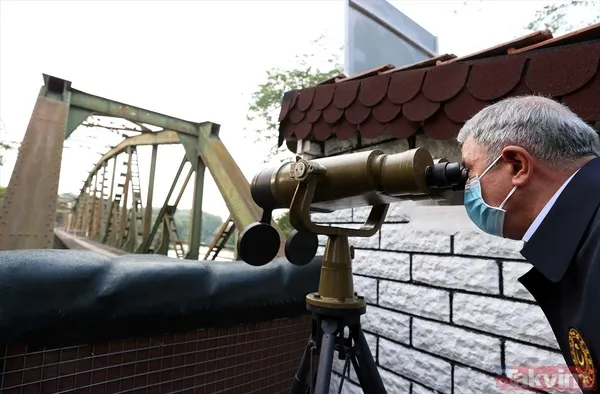 SON DAKİKA: Milli Savunma Bakanı Akar komutanlarla Edirne'de! Yunanistan'a sert mesaj - 19