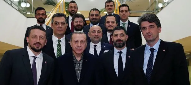 Cumhurbaşkanı Erdoğan’dan TBF’ye ziyaret