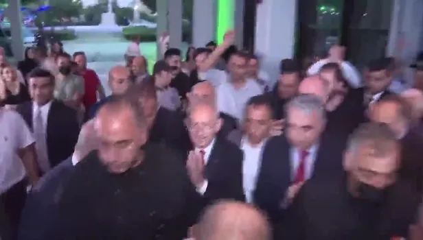 'Bozkurt Kemal' tiyatrosu CHP'nin elinde patladı! Sözde 'ülkücüler' gerçekte 'dernek' buluşması