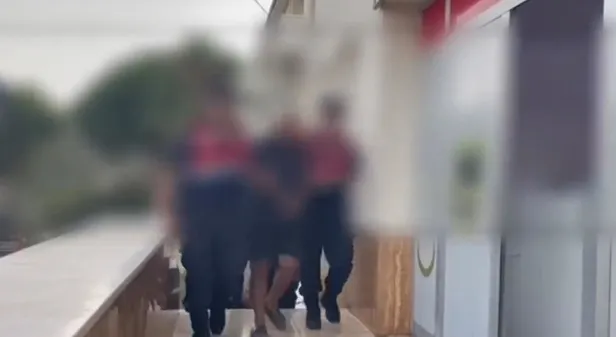 İçişleri Bakanı Ali Yerlikaya operasyonu duyurdu: 181 göçmen kaçakçılığı organizatörü şüphelisi yakalandı!-3
