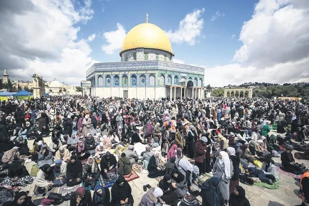 trafik-kazasi-gecirdi-ama-pes-etmedi-tarik-akatin-mest-eden-basari-hikayesi-1680397218955.jpeg Trafik kazası geçirdi ama pes etmedi! Tarık Akat'ın mest eden başarı hikayesi-4