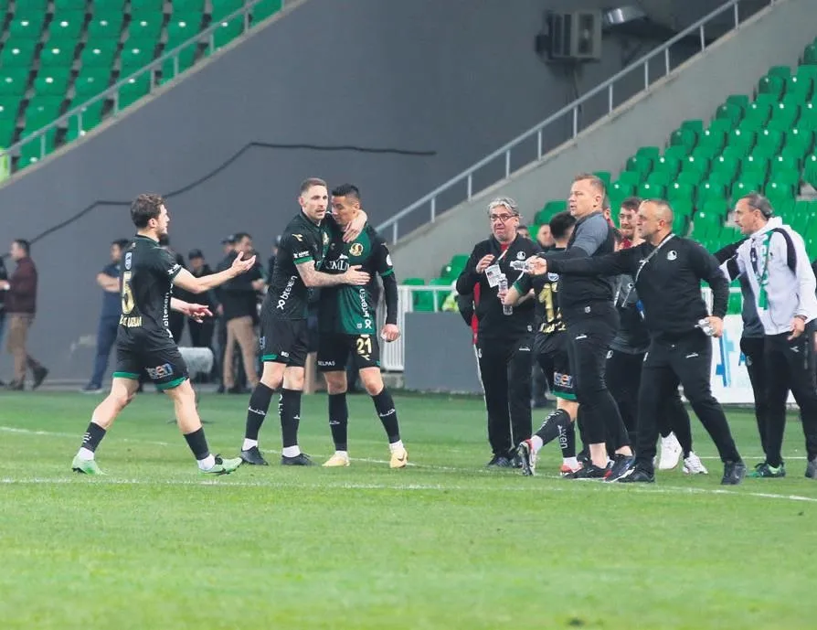 Sakarya’dan kritik zafer
