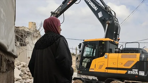 israil-askerlerinden-bati-seriada-baskin-2-filistinli-olduruldu-1672630854685.jpg İsrail askerlerinden Batı Şeria'da baskın: 2 Filistinli öldürüldü-5
