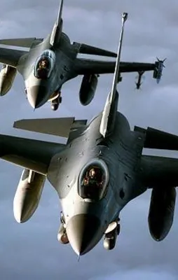 Irak'ın kuzeyine hava harekatı