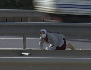 Üst geçit yol ortasına iniyor! Hasdal'da yayaların akan trafikte ölümle dansı