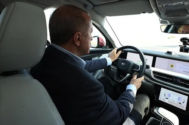 Başkan Erdoğan'dan Twitter'da Togg paylaşımı