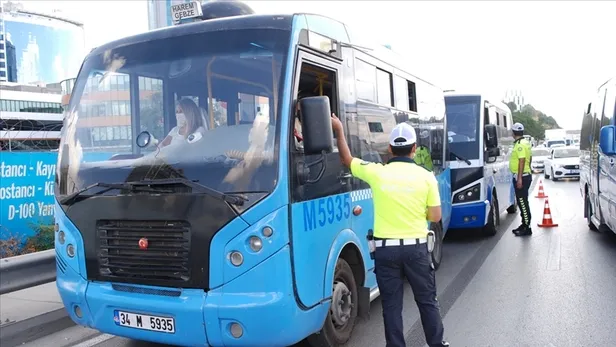 bayramda-dolmuslar-calisiyor-mu-9-10-11-12-temmuz-minibusler-calisiyor-mu-15-temmuzda-otobusler-bedava-mi-1657371557598.jpg 11-12 Temmuz minibüsler çalışıyor mu? Bayramda dolmuşlar çalışıyor mu? 15 Temmuz'da otobüsler bedava mı?-4