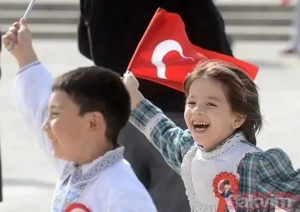 23 NİSAN MESAJLARI 🎈 23 Nisan Ulusal Egemenlik ve Çocuk Bayramı mesajları,  Atatürk’ün sözleri ve 2,3,4,5 kıtalık şiirler...
