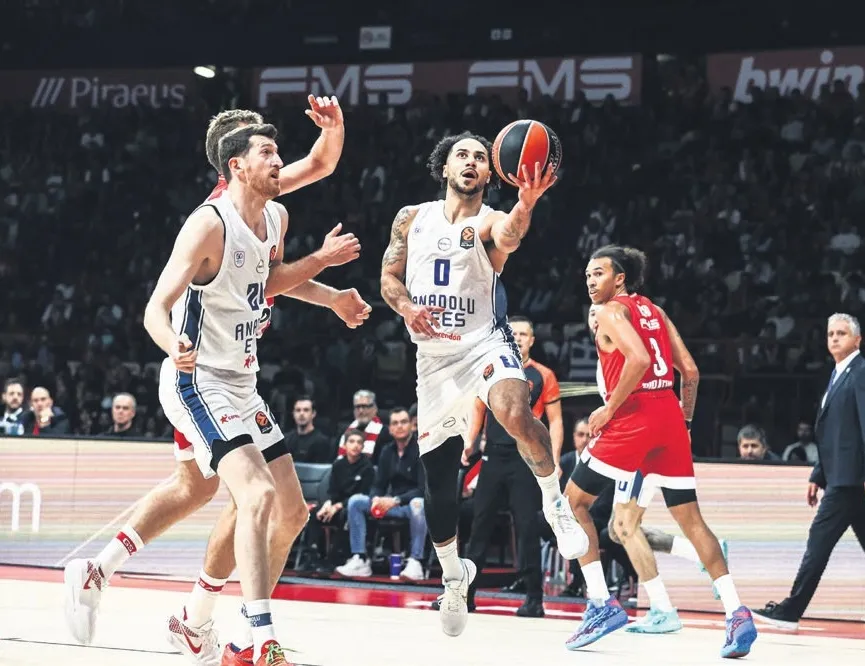 Efes’ten müthiş zafer