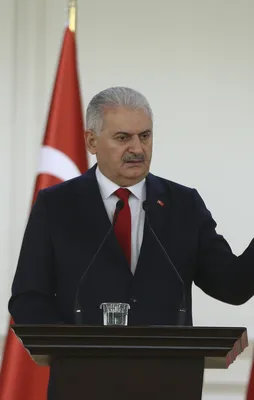 Başbakan: Avrupa'nın güvenliği Türkiye'den başlar