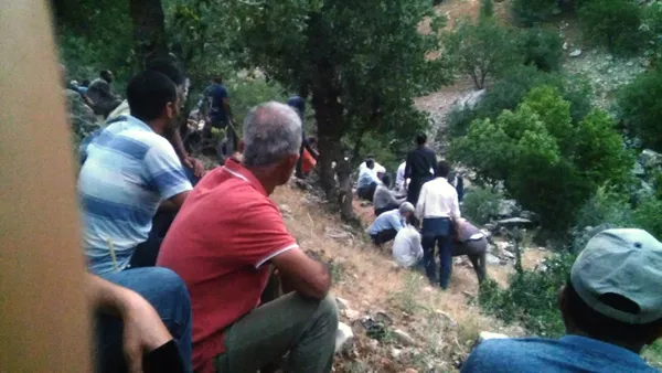 adiyamanda-9-gundur-kayip-olan-gencin-cesedi-agaca-asili-halde-bulundu-1622441685718.jpg Adıyaman'da 9 gündür kayıp olan gencin cesedi ağaca asılı halde bulundu-2