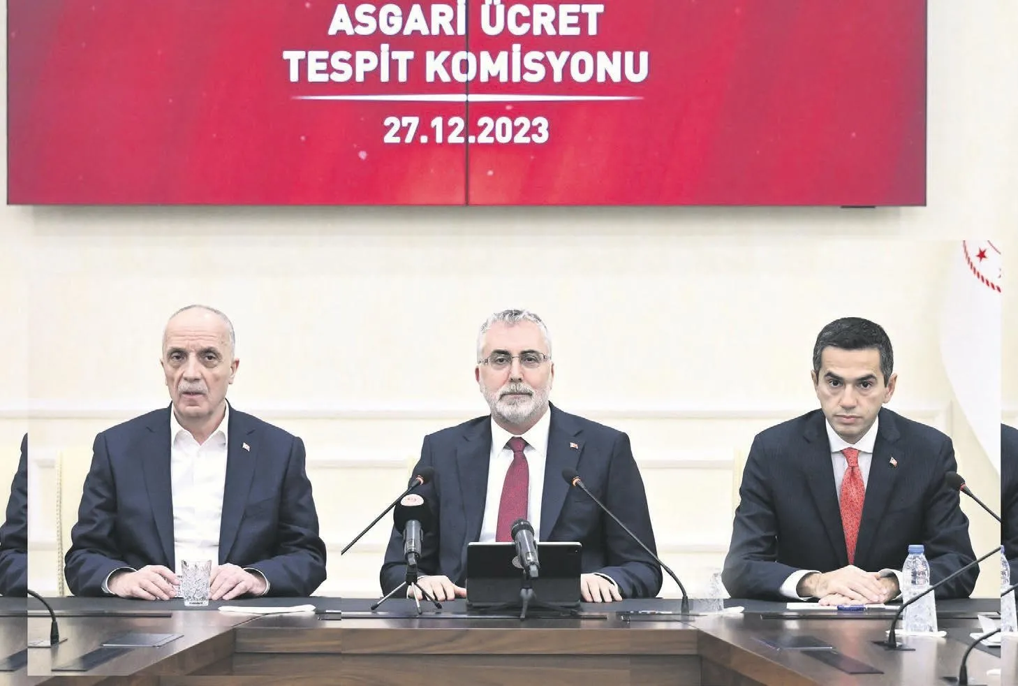 Asgari ücret net 17 bin 2 TL