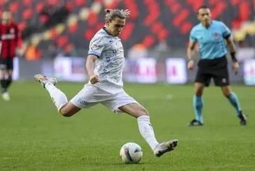 Taylan Antalyalı Kocaelispor yolunda