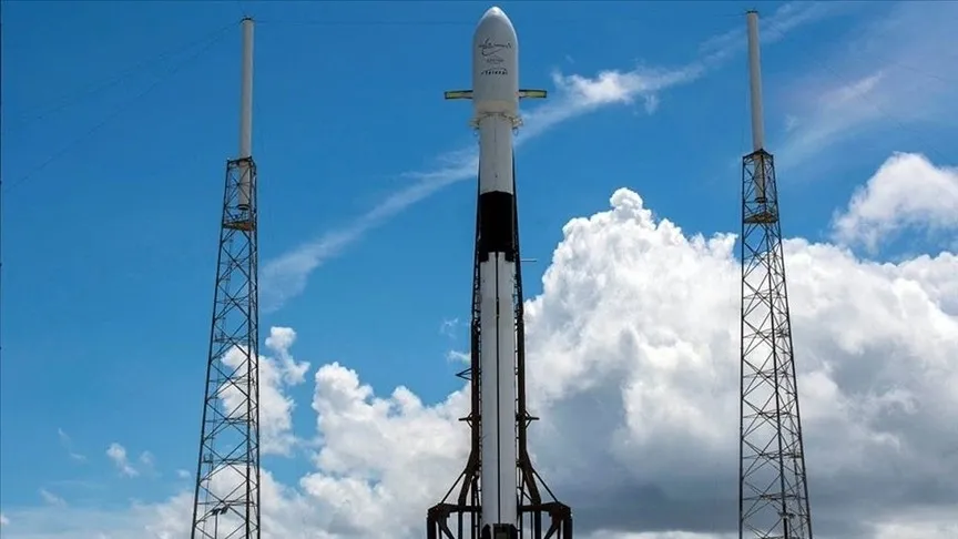elon-muskla-selfie-cektiren-kisi-xiaominin-patronu-cikti-1778777287326.jpeg Trump-Şi zirvesinde olay selfie! Elon Musk’ın yüz ifadesi gündem oldu: Fotoğraf çektiren kişi Xiaomi’nin patronu çıktı-4