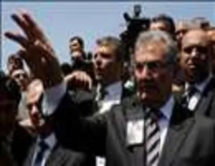 Baykal cenaze törenine katıldı...