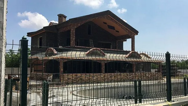 SON DAKİKA: Konya'da zehir tacirlerine ceza yağdı! 10 milyon harcayıp villayı uyuşturucu imalathanesine çevirdiler-2