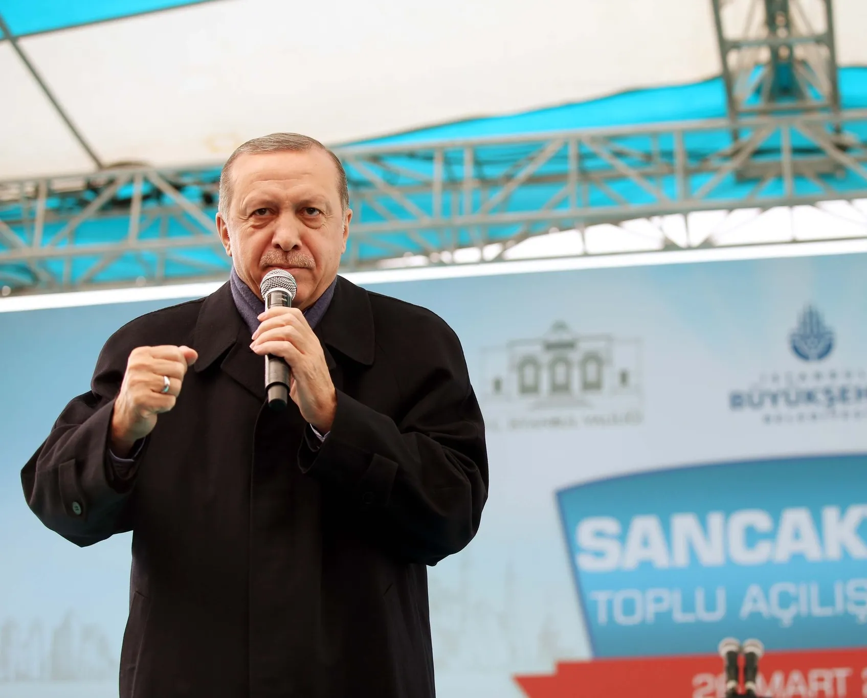 Cumhurbaşkanı: Haçlı zihniyeti kendini gösterdi