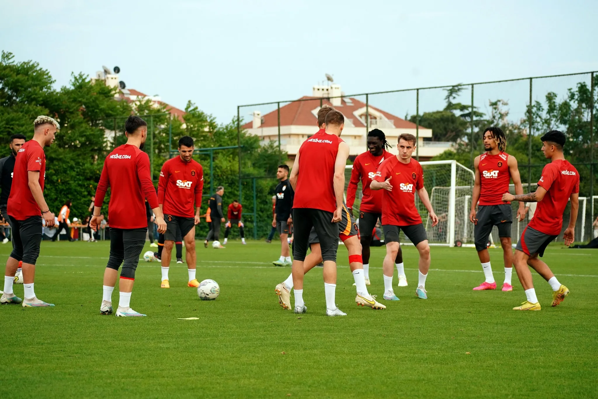 Galatasaray'da yıldızlar geçidi! İşte yapılacak hamleler - 14