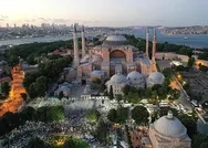Ayasofyada ilk namaz için gözler Salı gününde: Mozaik ve freskler kapatılacak mı?