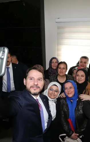 Hazine ve Maliye Bakanı Berat Albayrak'tan Denizli ve Uşak'a teşekkür mesajı