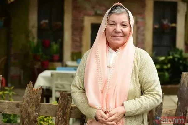 Ölüm Haberinin Yayılmasıyla Birlikte, Sevenleri Sosyal Medyada Duygusal Mesajlar Paylaşmaya Başladı. Bir Döneme Damgasını Vuran Projelerde Yer Alan Bedia...