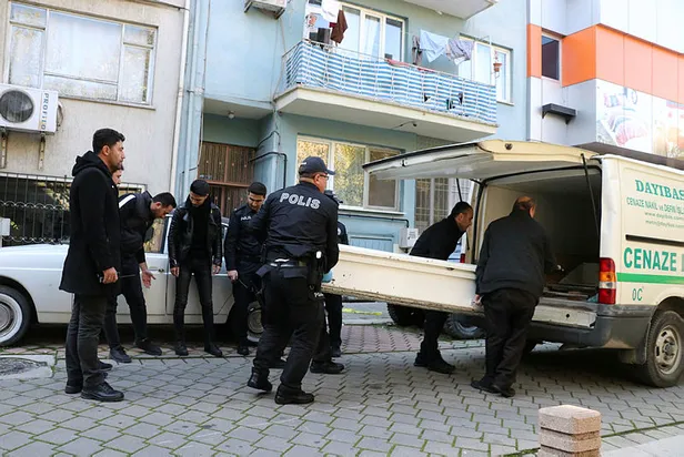 Denizli'de dehşet! Ev arkadaşlarını acımadan öldürdü-1