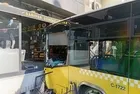 Üsküdar'da İETT otobüsü börekçiye girdi: 3 kişi yaralandı!
