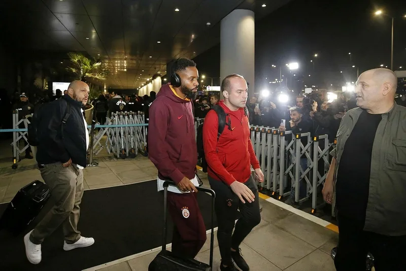 1706873819765.jpeg Galatasaray'da Bakambu ve Boey'un yeri doldu! TFF'ye bildirildi-5