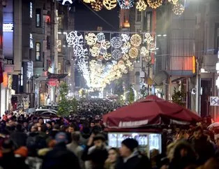İstanbul'da yılbaşı heyecanı | Bu yıl da kutlamaların adresi Taksim Meydanı ve İstiklal Caddesi
