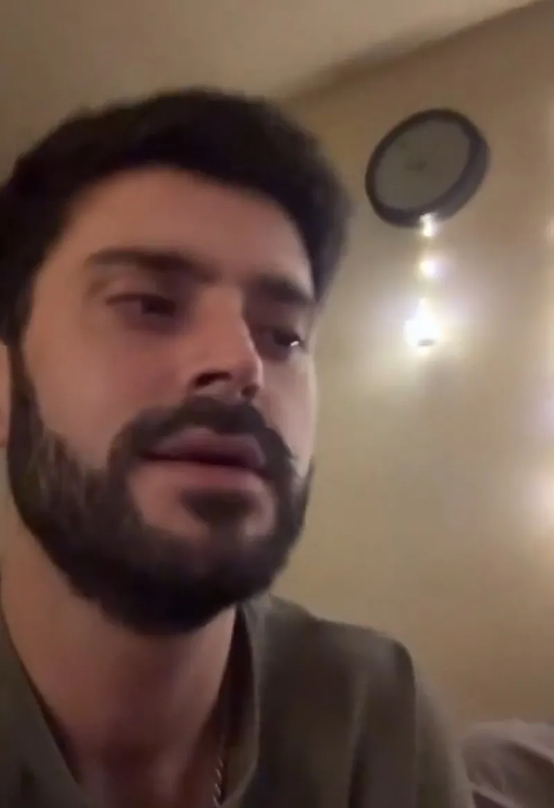 deniz-sinan-demir-sunniligi-hedef-aldi-kufurler-yagdirdi-sorusturma-baslatildi-1771415036826.jpeg Deniz Sinan Demir "Sünniliği" hedef aldı: Küfürler yağdırdı soruşturma başlatıldı!-3