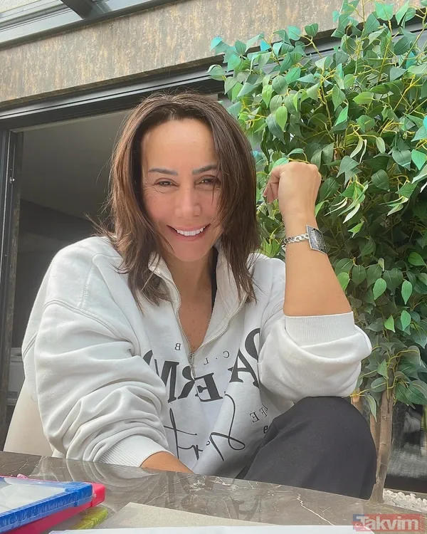 Pılını pırtını toplayıp Almanya’ya yerleşen oryantal Asena’nın evine bakın! - 5