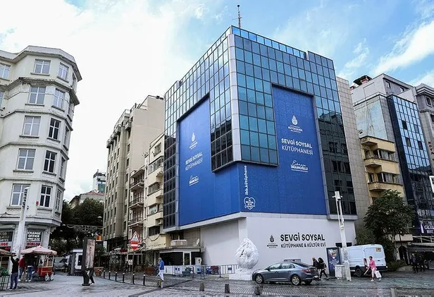 istanbul-buyuksehir-belediyesi-ibb-ataturk-kitapligini-ogrencilerin-kullanimina-kapatti-karara-tepki-yagdi-1663873855764.jpeg İstanbul Büyükşehir Belediyesi (İBB) Atatürk Kitaplığı'nı öğrencilerin kullanımına kapattı! Karara tepki yağdı-4