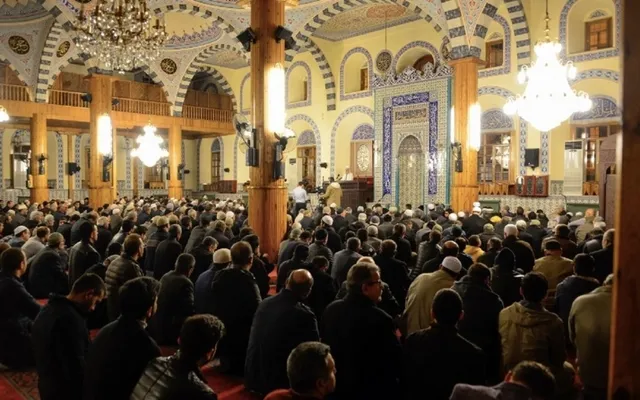 Berat Kandili orucu kaç gün ne zaman tutulur? 2019 Berat Kandili orucu hangi gün tutulur?-1