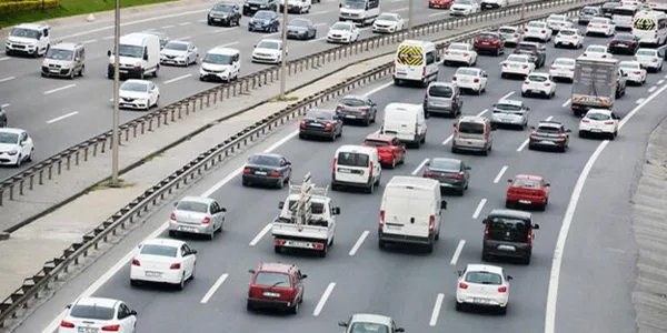 trafikteki-arac-sayisi-25-milyonu-asti-1635152213059.png Trafikteki araç sayısı 25 milyonu aştı-5