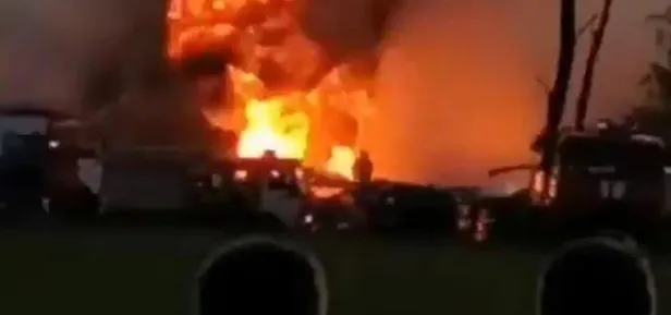 Rusya'da kargo uçağı düştü! Ölü ve yaralılar var-1