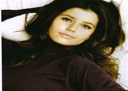 Beren’i hayran bakışlarla dinledi