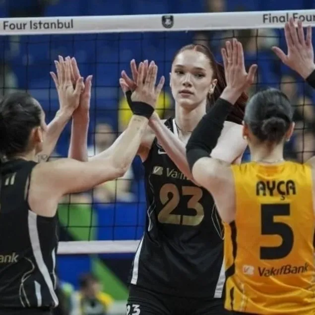 Vakıfbank üçüncülük maçına çıkacak
