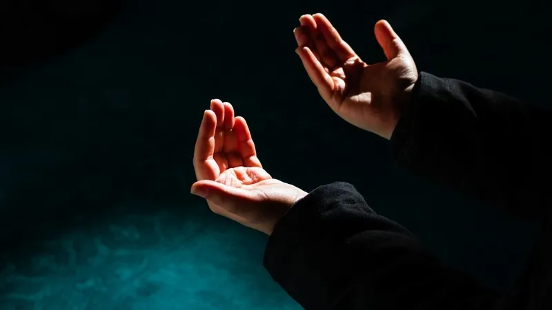 cuma-namazi-saat-kacta-okunuyor-istanbul-ankara-izmir-cuma-namazi-ezan-vakitleri-1763705642488.jpg (Kaynak: Takvim Foto Arşiv)