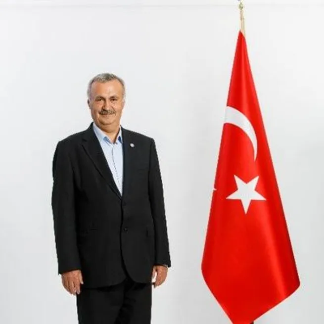 Son dakika: İYİ Partide kurucular kurulu eriyor! İYİ Parti Kurucular Kurulu Üyesi Ersönmez Yarbay istifa etti