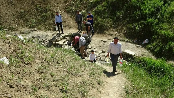 Muş'ta şifalı diye içilen suda bakteri bulundu-2