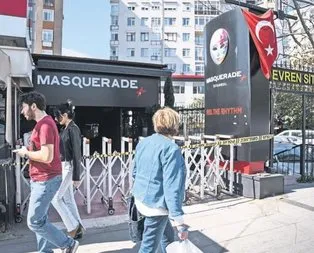 Maske düştü