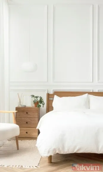 UYKUSUZLUKLA MÜCADELEDE SOMUT ADIMLAR Zihinsel Karıştırma (Cognitive Shuffling): Hızlı çalışan zihni durdurmak için rastgele harflerden nesne türetme...