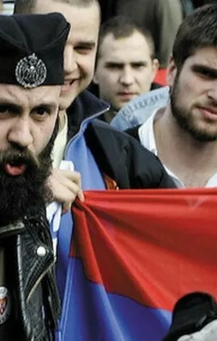 Karadağ'da seçim sonrası faşistler sahneye çıktı: Boşnak mahallelerini basıp dükkanları yağmaladılar