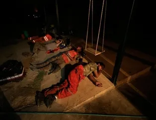 Marmaris'te orman yangını | Yangını söndürmek için canlarını ortaya koydular!