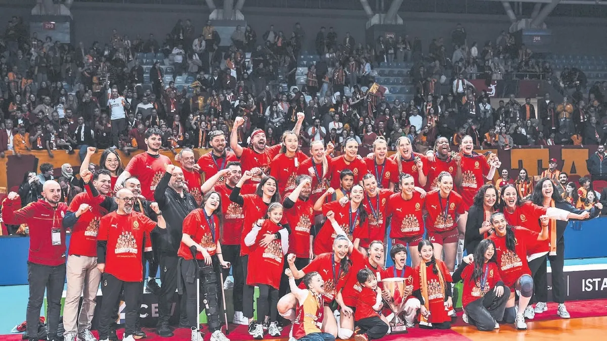 Avrupa’nın kralı Galatasaray: Üç branşta da kupa kazanan tek Türk takımı