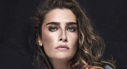 Sıla'nın 15 Temmuz mesajı ve hendek tweet'i yeniden gündeme geldi! Sosyal medyadaki bu paylaşımlar unutulmadı!-1